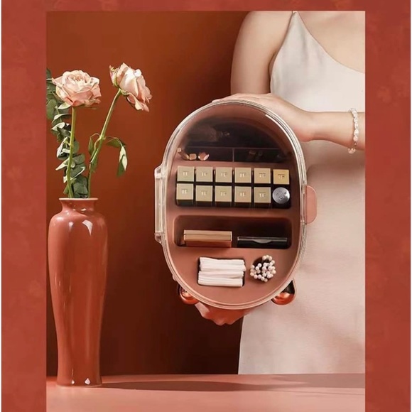 **Last one available**- Makeup Storage Beauty Container💄 - Picture 5 of 5